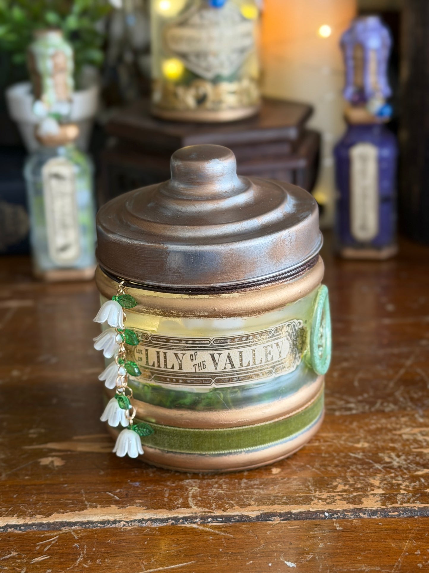 Historical Poison | Lily Of The Valley | Light Up Decorative Poison Apothecary Jar