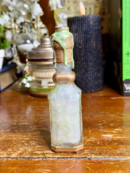 Mini Lily Of The Valley Replica Poison Potion | Decorative Apothecary Display Bottle