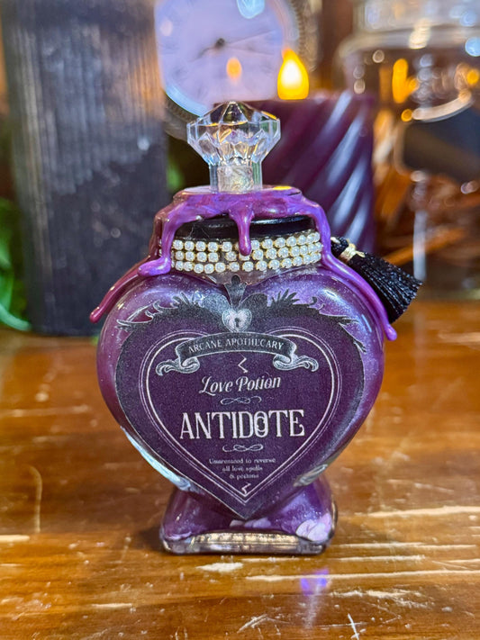 Love Potion Antidote | Decorative Heart Bottle | Mini Purple Color Change Potion