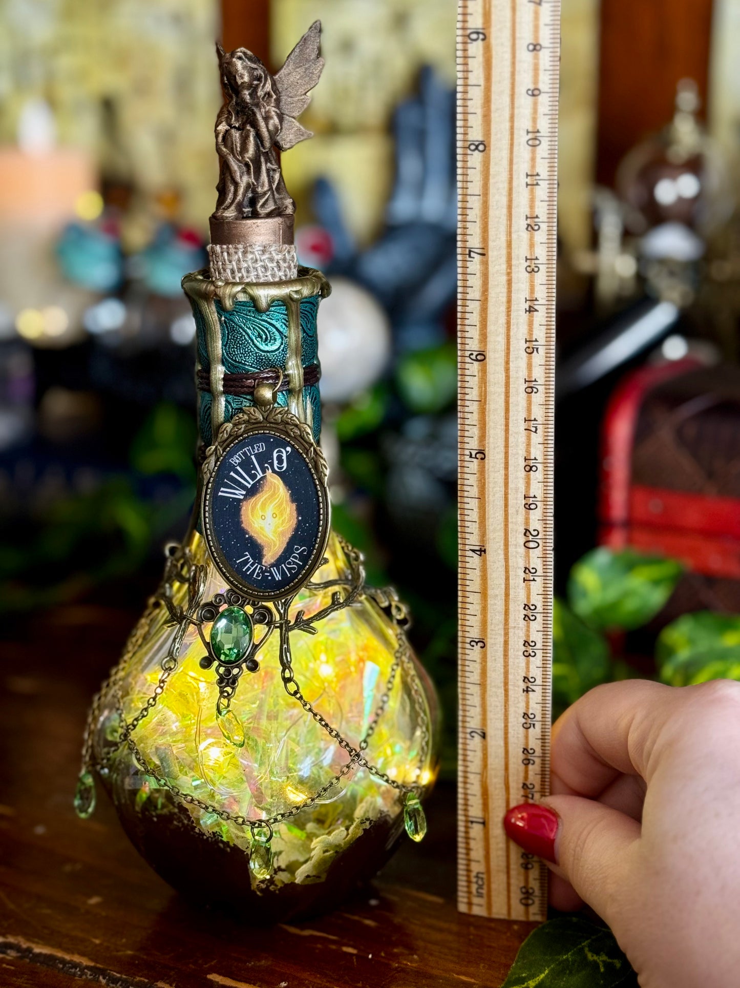 Bottled Will-O'-The-Wisps Light Up Fairy Potion | Glowing Witchy Decor | Woodland Fae Display Bottle