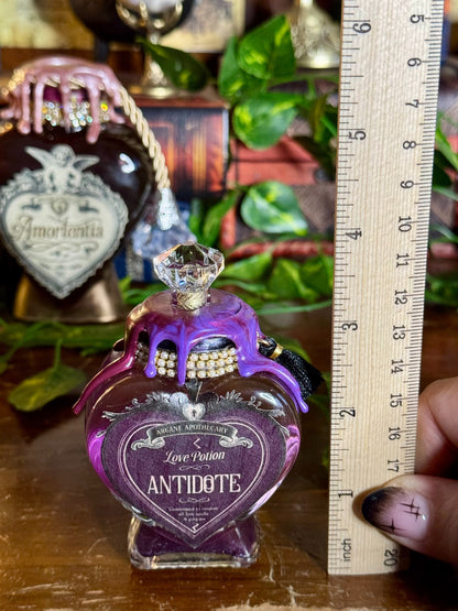 Love Potion Antidote | Decorative Heart Bottle | Mini Purple Color Change Potion