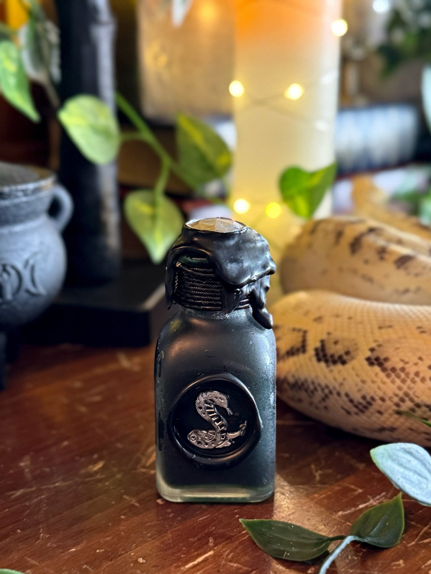 Basilisk Venom Mini Color Shifting Display Potion | Snake Fidget Bottle | Apothecary Decor