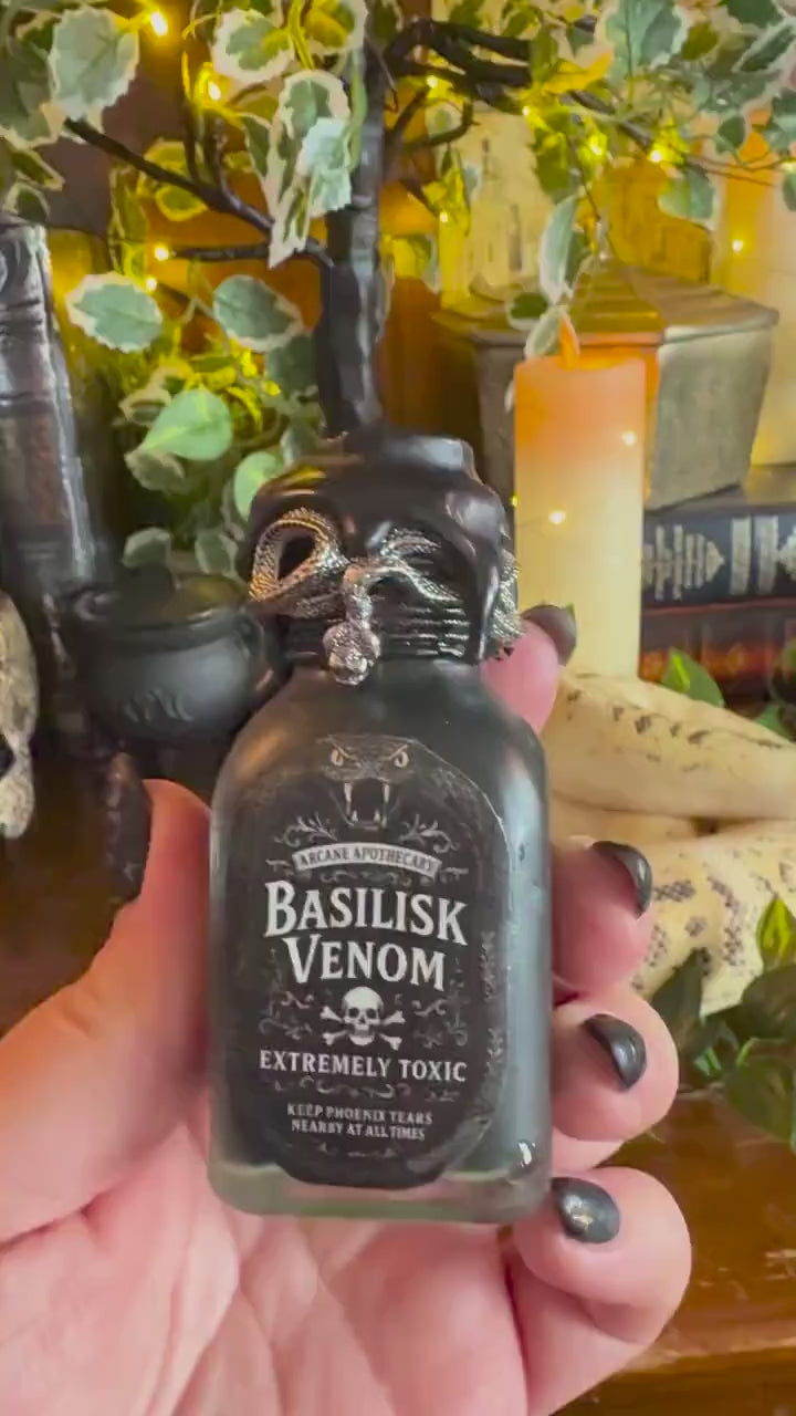 Basilisk Venom Mini Color Shifting Display Potion | Snake Fidget Bottle | Apothecary Decor